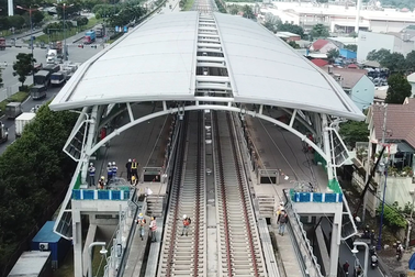 Nhà ga trên cao tuyến metro số 1 Bến Thành - Suối Tiên sắp hoàn thành