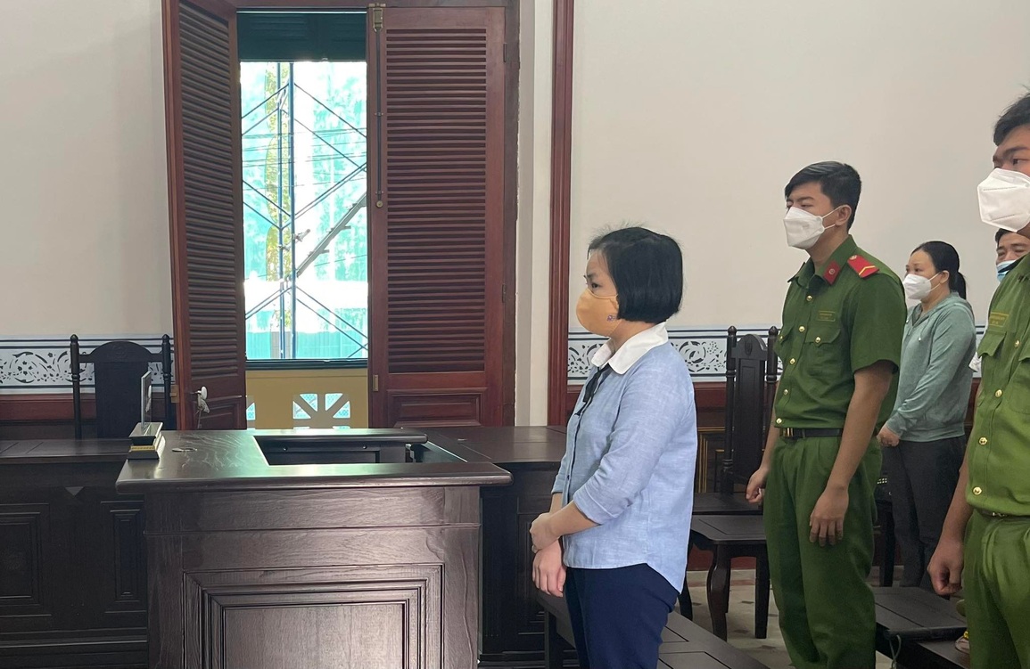 Cựu cán bộ công an TPHCM tham ô tiền tỷ - 1 Cựu cán bộ công an TPHCM tham ô tiền tỷ - 1