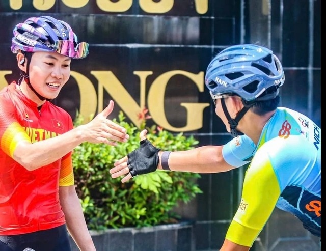 View - Tay đua Nguyễn Thị Thật chiến thắng ngoạn mục ở đường đua Thái Lan | Báo Dân trí