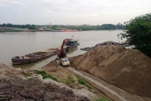 Còn hơn 7.000 vụ vi phạm đê điều chưa được xử lý