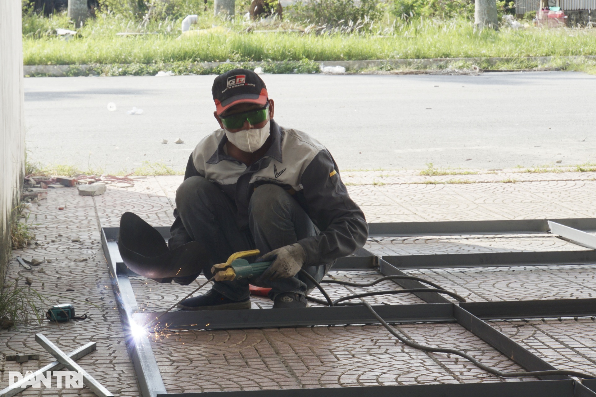 Nhà cánh diều trăm tỷ ở Hải Phòng xuống cấp, thành kho chứa hàng hóa - 11 Nhà cánh diều trăm tỷ ở Hải Phòng xuống cấp, thành kho chứa hàng hóa - 11