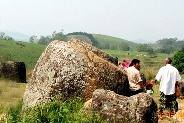 Huyền thoại Cánh đồng Chum 