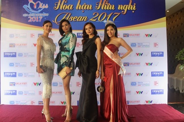 Sắc đẹp Đông Nam Á quy tụ ở xứ “hoa vàng trên cỏ xanh”