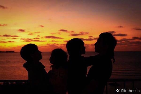 Tôn Lệ - Đặng Siêu: Bí mật của cuộc hôn nhân 11 năm viên mãn - 12 Tôn Lệ - Đặng Siêu: Bí mật của cuộc hôn nhân 11 năm viên mãn - 12