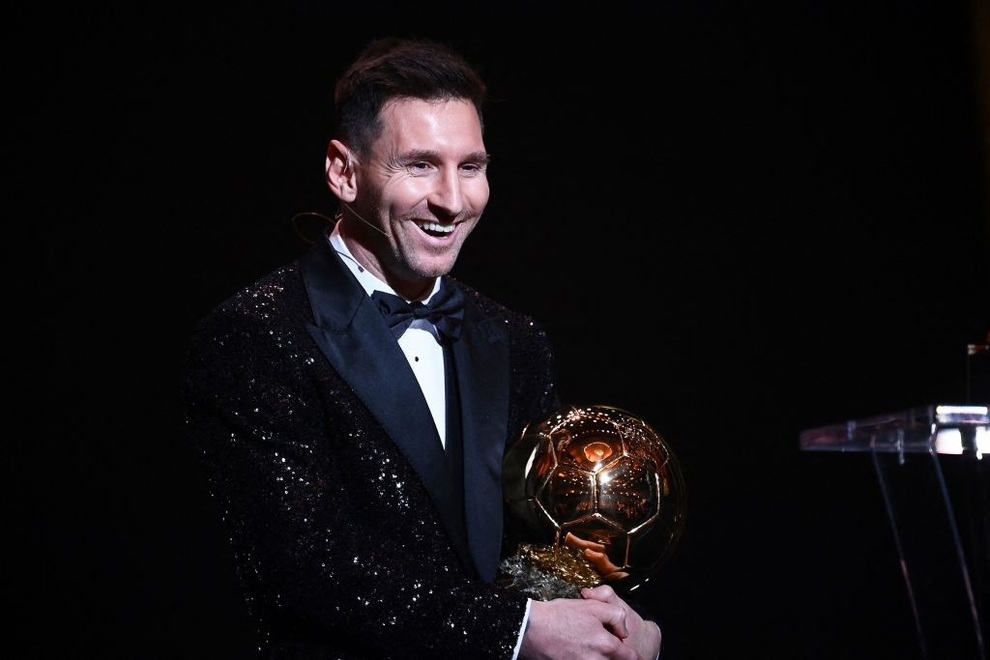Lionel Messi lần thứ 7 giành danh hiệu Quả bóng vàng - 1 Lionel Messi lần thứ 7 giành danh hiệu Quả bóng vàng - 1