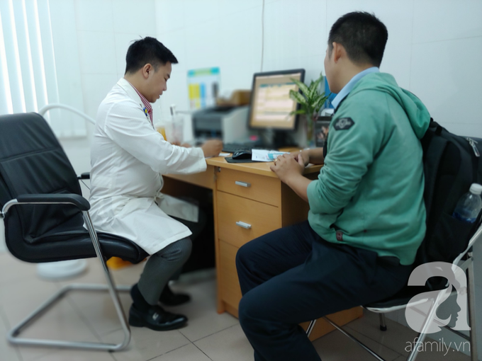 bác sĩ tiết lộ: Ngồi lì trong văn phòng, nghiện xông hơi có thể gây vô sinh ở nam giới - Ảnh 4. bác sĩ tiết lộ: Ngồi lì trong văn phòng, nghiện xông hơi có thể gây vô sinh ở nam giới - Ảnh 4.