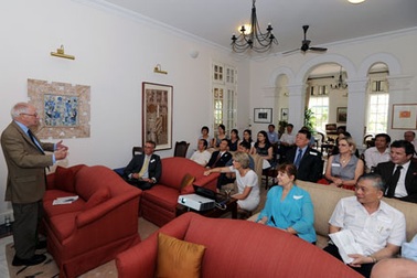 Australia hỗ trợ đào tạo cán bộ lãnh đạo cho ngành y Việt Nam