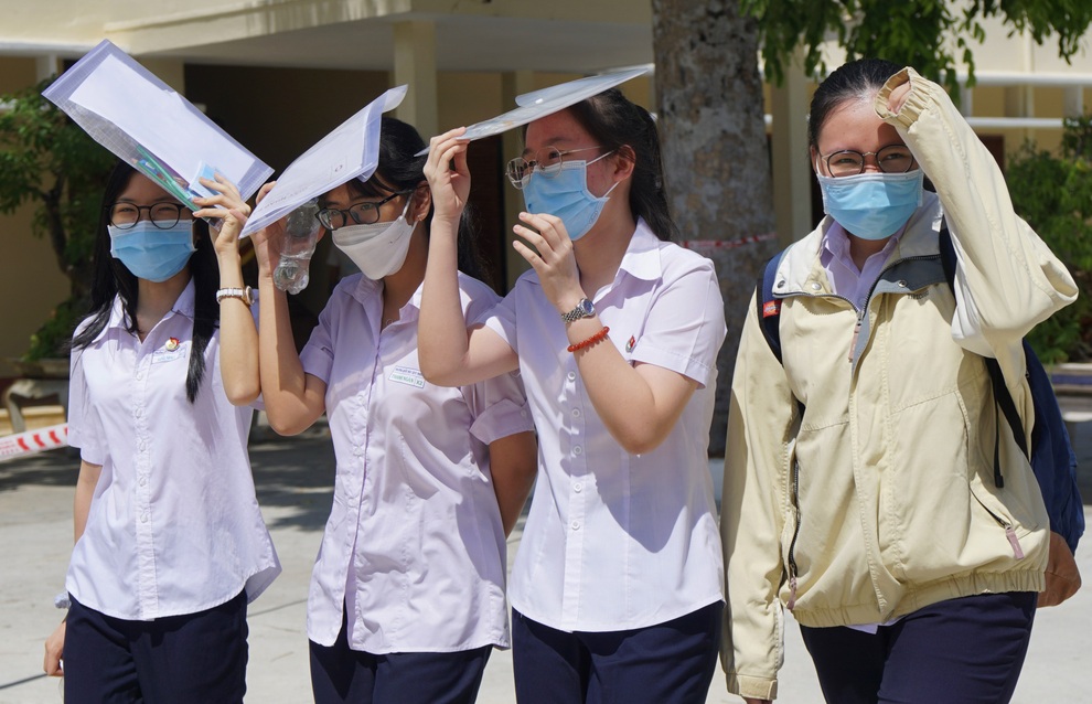 Thí sinh nhận định: Đề Ngữ Văn thú vị nhưng khó đạt điểm tối đa - 9 Thí sinh nhận định: Đề Ngữ Văn thú vị nhưng khó đạt điểm tối đa - 9