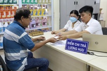 Thủ tướng chỉ đạo chi trả lương hưu tháng 5 sớm