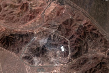 Ảnh vệ tinh tiết lộ động thái mới của Iran tại "pháo đài" hạt nhân Fordow