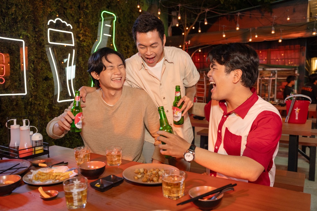 Sức hút từ Bia Việt mới - đậm chất từ diện mạo đến hương vị - 2 Sức hút từ Bia Việt mới - đậm chất từ diện mạo đến hương vị - 2