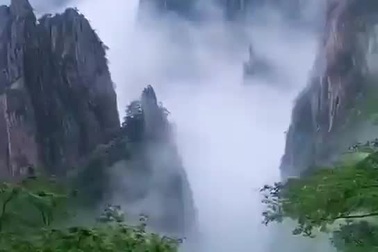 Khung cảnh đẹp như tiên giới tại dãy núi Hoàng Sơn