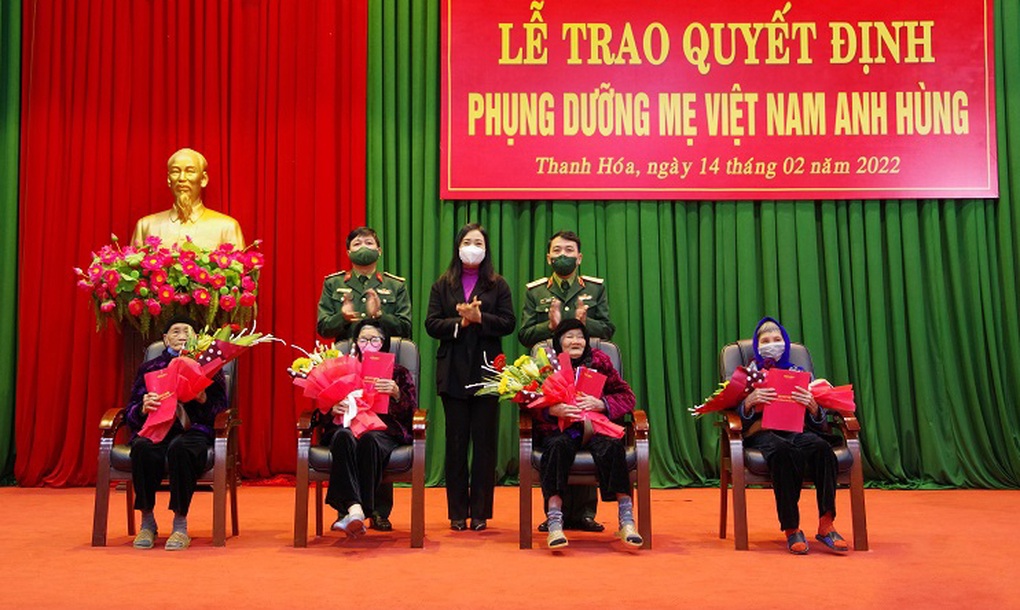 Chi gần 9 tỷ trợ cấp mai táng phí cho thân nhân dân công hỏa tuyến - 1 Chi gần 9 tỷ trợ cấp mai táng phí cho thân nhân dân công hỏa tuyến - 1