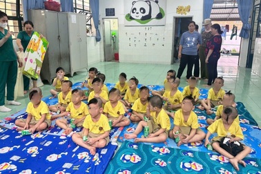 Cuộc di tản trẻ em "thần tốc" trước cuộc kiểm tra của chủ Mái ấm Chúc Từ