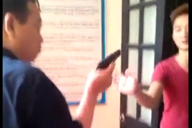 Vụ Giám đốc Trung tâm HIV/AIDS dọa bắn người: Không phải súng nhựa!