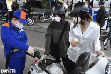 Trình đề nghị giảm thuế bảo vệ môi trường để kéo giá xăng dầu xuống