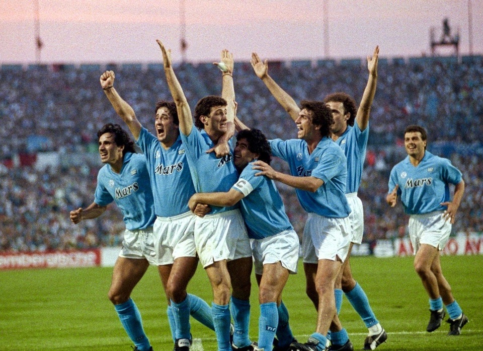 Maradona: “Cậu bé vàng” và vị “thánh sống” ở vùng đất mafia (Kỳ 1) - 3 Maradona: “Cậu bé vàng” và vị “thánh sống” ở vùng đất mafia (Kỳ 1) - 3