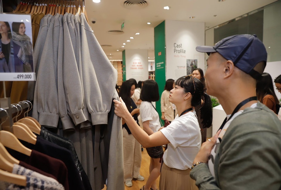 Thời trang ngoại đổ bộ, hàng nội địa trước cuộc chiến khốc liệt - 2 Thời trang ngoại đổ bộ, hàng nội địa trước cuộc chiến khốc liệt - 2