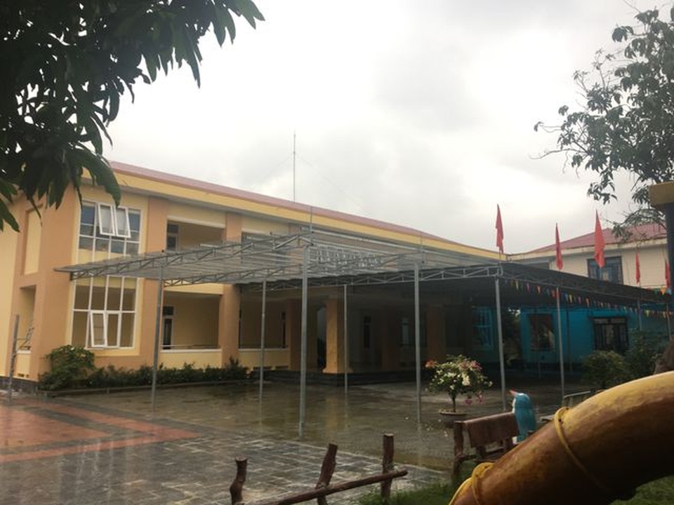 Quảng Bình: Yêu cầu báo cáo vụ nhà trường “bắt tay” Hội phụ huynh làm công trình xã hội hóa - 2 Quảng Bình: Yêu cầu báo cáo vụ nhà trường “bắt tay” Hội phụ huynh làm công trình xã hội hóa - 2