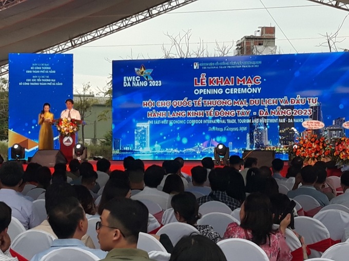Khai mạc Hội chợ Quốc tế Thương mại - Du lịch và Đầu tư Hành lang Kinh tế Đông Tây - Đà Nẵng 2023.