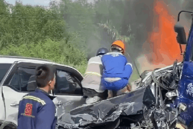 4 người bình thường và 2 phút nghẹt thở cứu tài xế xe Volvo trên cầu Phú Mỹ