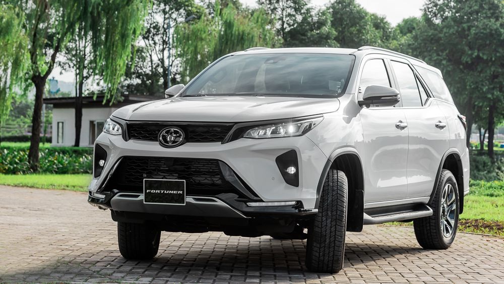 Loạt ô tô trong phân khúc SUV cỡ D tại Việt Nam, giá trên dưới 1 tỷ đồng - 7 Loạt ô tô trong phân khúc SUV cỡ D tại Việt Nam, giá trên dưới 1 tỷ đồng - 7