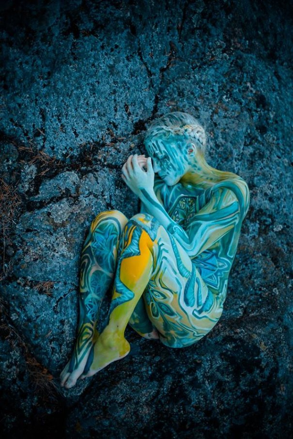 Những bức vẽ “body-painting” của mùa thu - 9 Những bức vẽ “body-painting” của mùa thu - 9