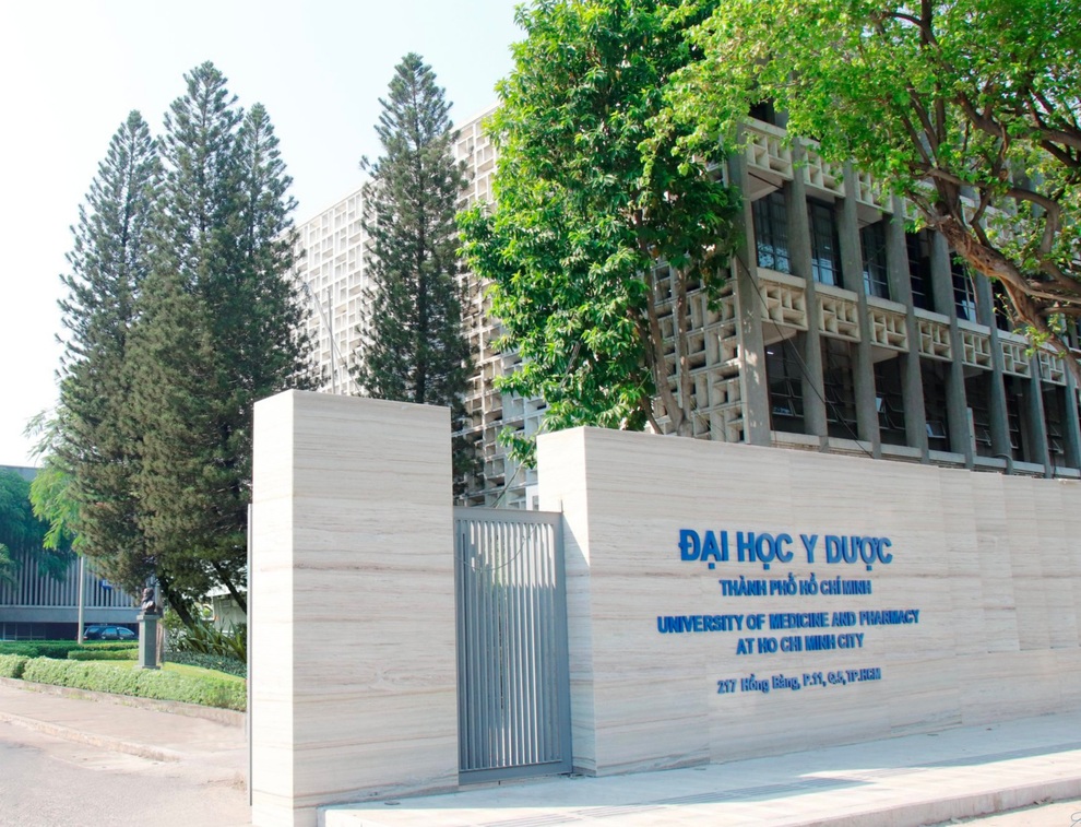 Thí sinh mắc Covid-19 trượt Đại học Y dược dù đủ điểm? - 1 Thí sinh mắc Covid-19 trượt Đại học Y dược dù đủ điểm? - 1