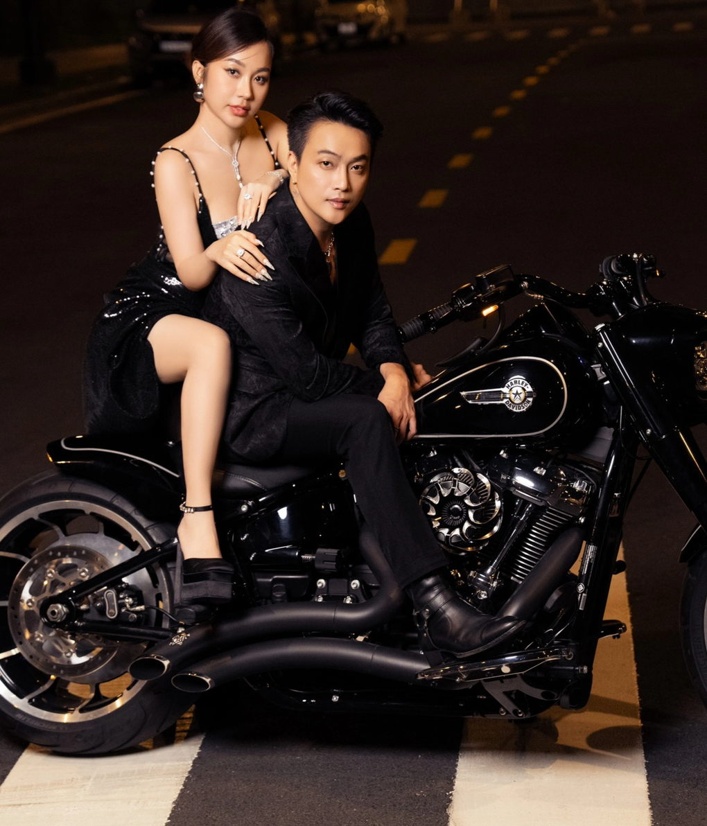 TiTi (HKT) cưới nữ DJ nóng bỏng, phản hồi tin mua mô tô nửa tỷ đồng tặng vợ - 8 TiTi (HKT) cưới nữ DJ nóng bỏng, phản hồi tin mua mô tô nửa tỷ đồng tặng vợ - 8