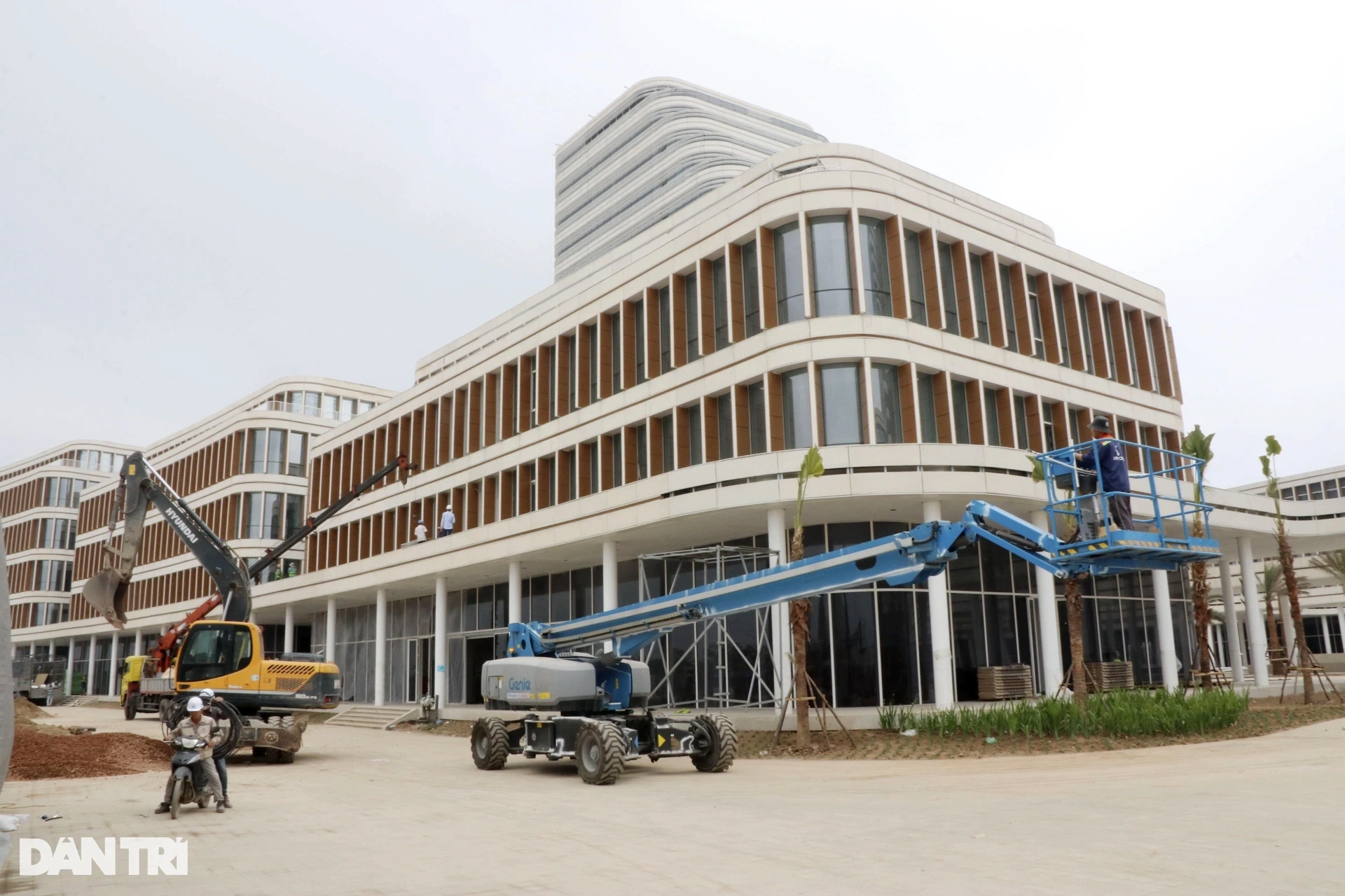 Ngắm công trình thế kỷ, trung tâm đầu não của TP Hải Phòng mới - 2 Ngắm công trình thế kỷ, trung tâm đầu não của TP Hải Phòng mới - 2