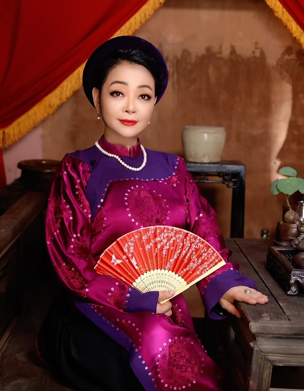 Nghệ sĩ Trà My bị bầm dập, tím tái vì hy sinh cho vai diễn ở địa ngục - 1 Nghệ sĩ Trà My bị bầm dập, tím tái vì hy sinh cho vai diễn ở địa ngục - 1
