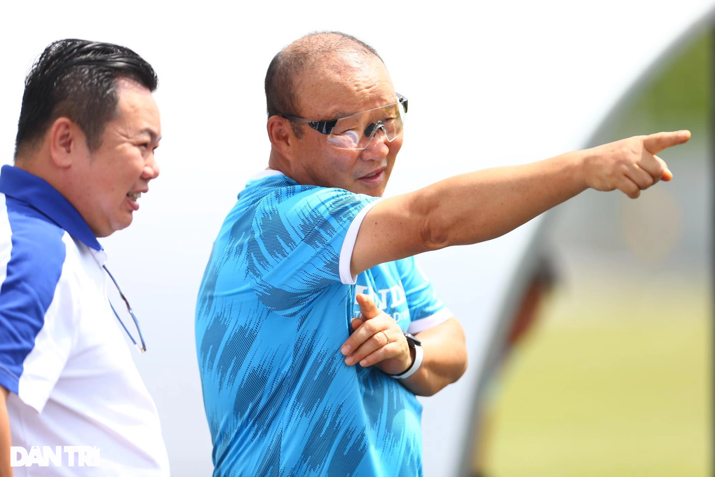 HLV Park mong bóng đá Việt Nam ủng hộ Hàn Quốc đăng cai Asian Cup 2023 - 2 HLV Park mong bóng đá Việt Nam ủng hộ Hàn Quốc đăng cai Asian Cup 2023 - 2