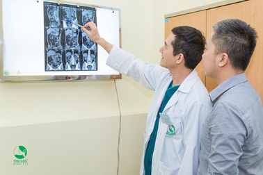 Sỏi thận 2cm có thể hết sạch không cần mổ nhờ đột phá công nghệ mới