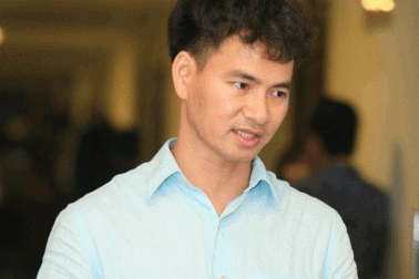 Chuyện rút hồ sơ xét NSND của Xuân Bắc và gia thế “khủng” của sao showbiz
