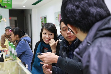 Khách hàng háo hức chờ đợi mua Racer HERO