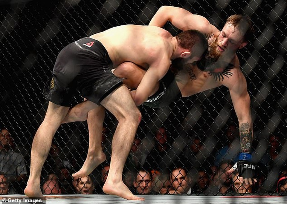 Thất bại trước Khabib, Gã điên McGregor vẫn không tâm phục khẩu phục - 3 Thất bại trước Khabib, Gã điên McGregor vẫn không tâm phục khẩu phục - 3