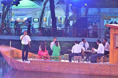 Tưng bừng khai mạc Ngày hội du lịch TP.HCM 2015