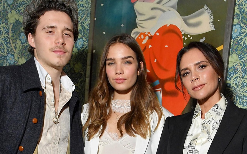 Tình cũ của Brooklyn Beckham diện áo tắm khoe vòng một khiêm tốn - 7 Tình cũ của Brooklyn Beckham diện áo tắm khoe vòng một khiêm tốn - 7