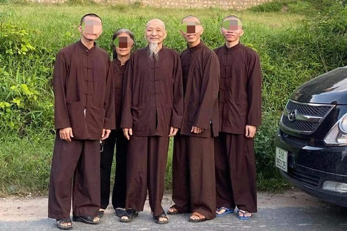 Làm rõ sai phạm Tịnh thất Bồng Lai để làm trong lành sinh hoạt tín ngưỡng - 1 Làm rõ sai phạm Tịnh thất Bồng Lai để làm trong lành sinh hoạt tín ngưỡng - 1
