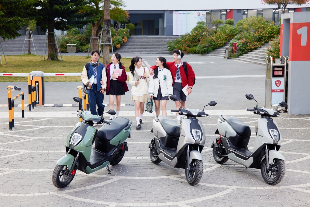 Sở hữu Honda ICON e: và các dòng xe khác với nhiều ưu đãi từ Honda Việt Nam - 2 Sở hữu Honda ICON e: và các dòng xe khác với nhiều ưu đãi từ Honda Việt Nam - 2