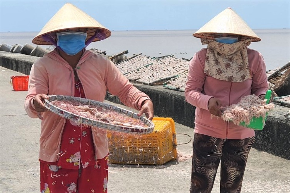 Phụ nữ khởi nghiệp khó khăn vì ngoài công việc còn thiên chức gia đình - 3 Phụ nữ khởi nghiệp khó khăn vì ngoài công việc còn thiên chức gia đình - 3