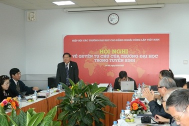 Trường ngoài công lập lại đòi đổi mới chính sách tuyển sinh