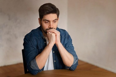Im lặng “nuôi con tu hú” suốt 19 năm và biến cố bất ngờ khiến tôi  khó xử