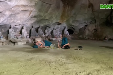 Hà Nội: Người dân vào hang động trốn nóng