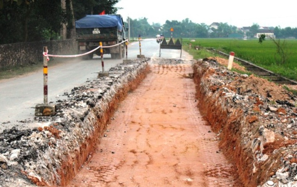 Đường gần 50 tỷ nhiều lần khắc phục vẫn hư hỏng: Sẽ xử lý quyết liệt - 10