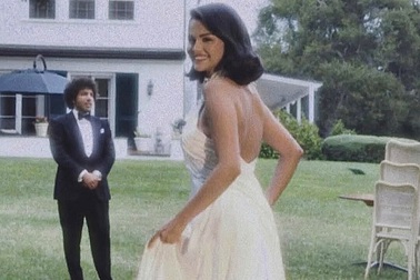 Nghi vấn Selena Gomez và mẹ ruột rạn nứt tình cảm sau lễ cưới của nữ ca sĩ