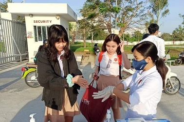 Quảng Nam, Ninh Thuận: Học sinh Mầm non đến THCS tiếp tục nghỉ thêm 1 tuần