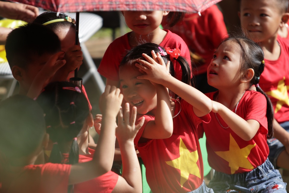 Dân bản hiến đất cùng bạn đọc Dân trí xây trường tặng học sinh vùng cao - 4 Dân bản hiến đất cùng bạn đọc Dân trí xây trường tặng học sinh vùng cao - 4