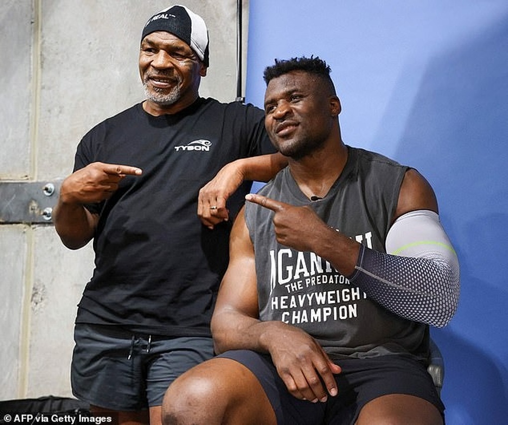 Huyền thoại Mike Tyson tuyên bố Ngannou sẽ hạ đo ván Tyson Fury - 2 Huyền thoại Mike Tyson tuyên bố Ngannou sẽ hạ đo ván Tyson Fury - 2