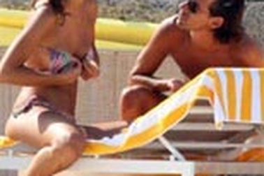 Simone Inzaghi tình tứ cùng người tình mới 